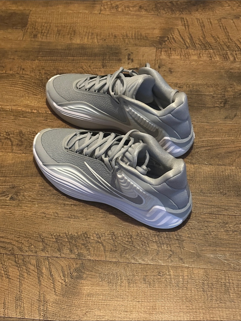 Nike Giannis Freak 7 Men's Athletic Shoes Grey Lightweight Running Sneakers